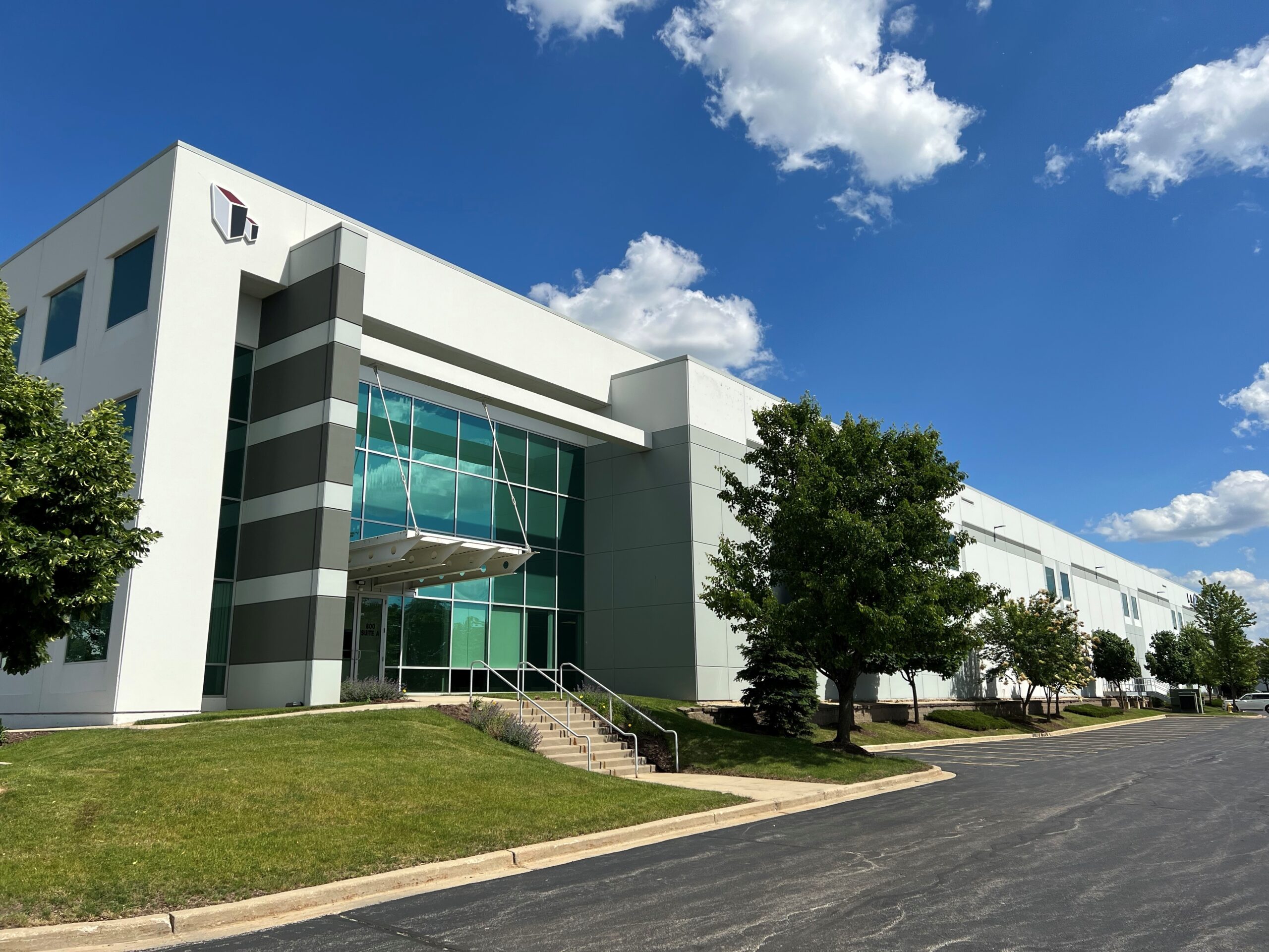 ML Realty Partners Announces Over 630,000 Square Feet in Chicagoland