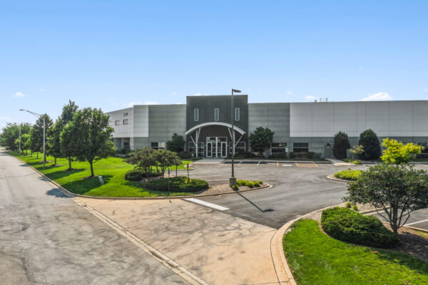 175 E. Crossroads Pkwy 